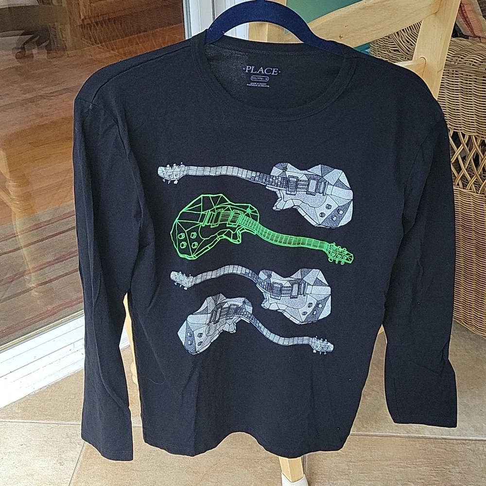 Childrens place black guitar long sleeve XXL/16